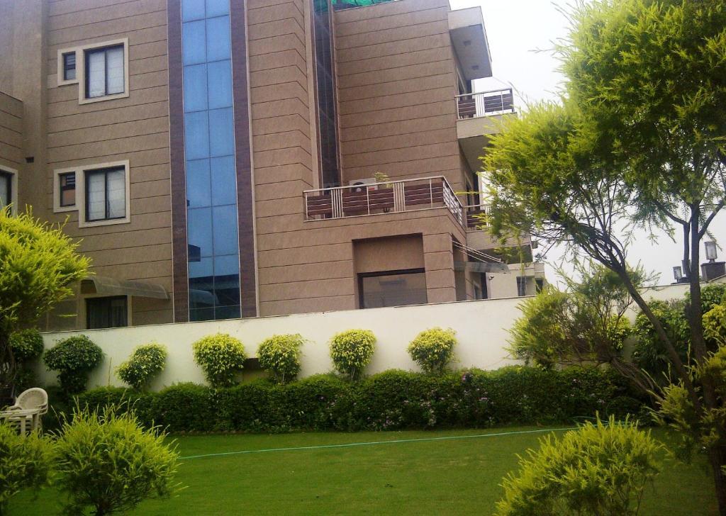 Royal Residence On Golf Course Road Gurgaon Exterior photo