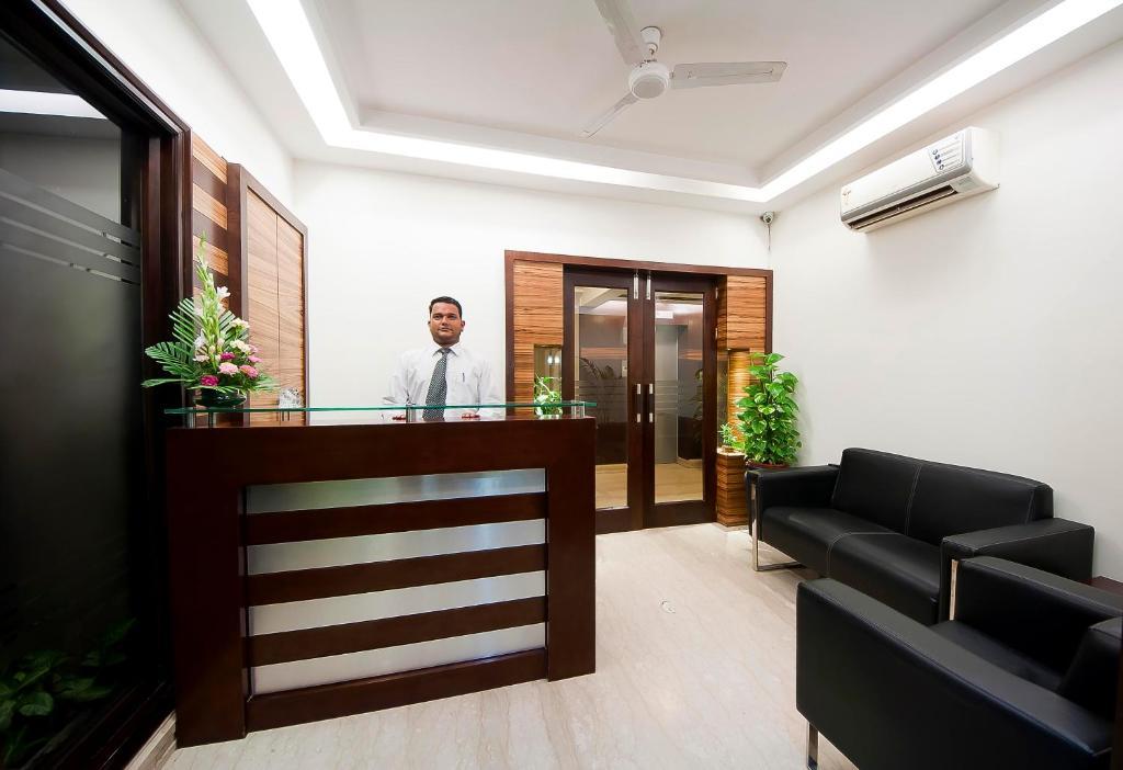 Royal Residence On Golf Course Road Gurgaon Exterior photo
